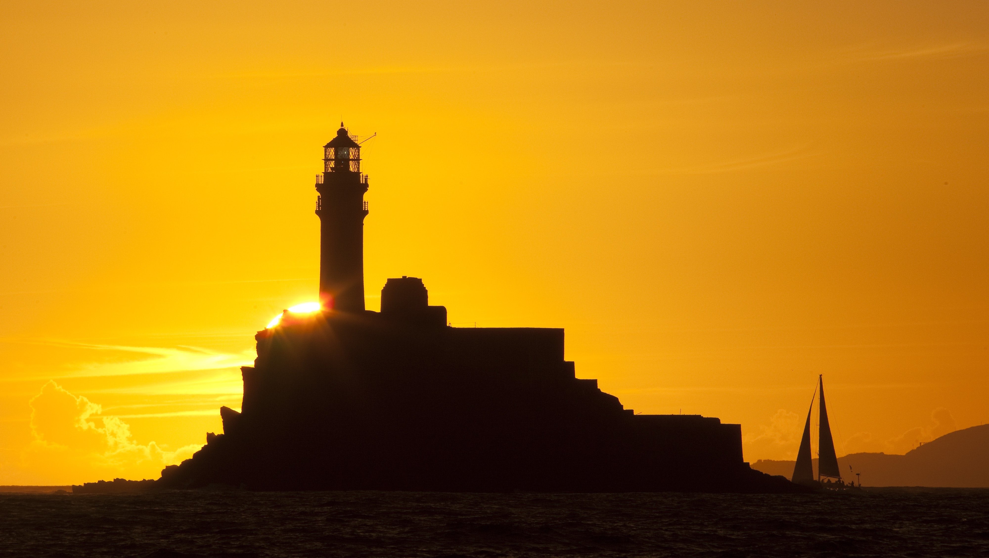 Registration for the 49th Rolex Fastnet Race opens today