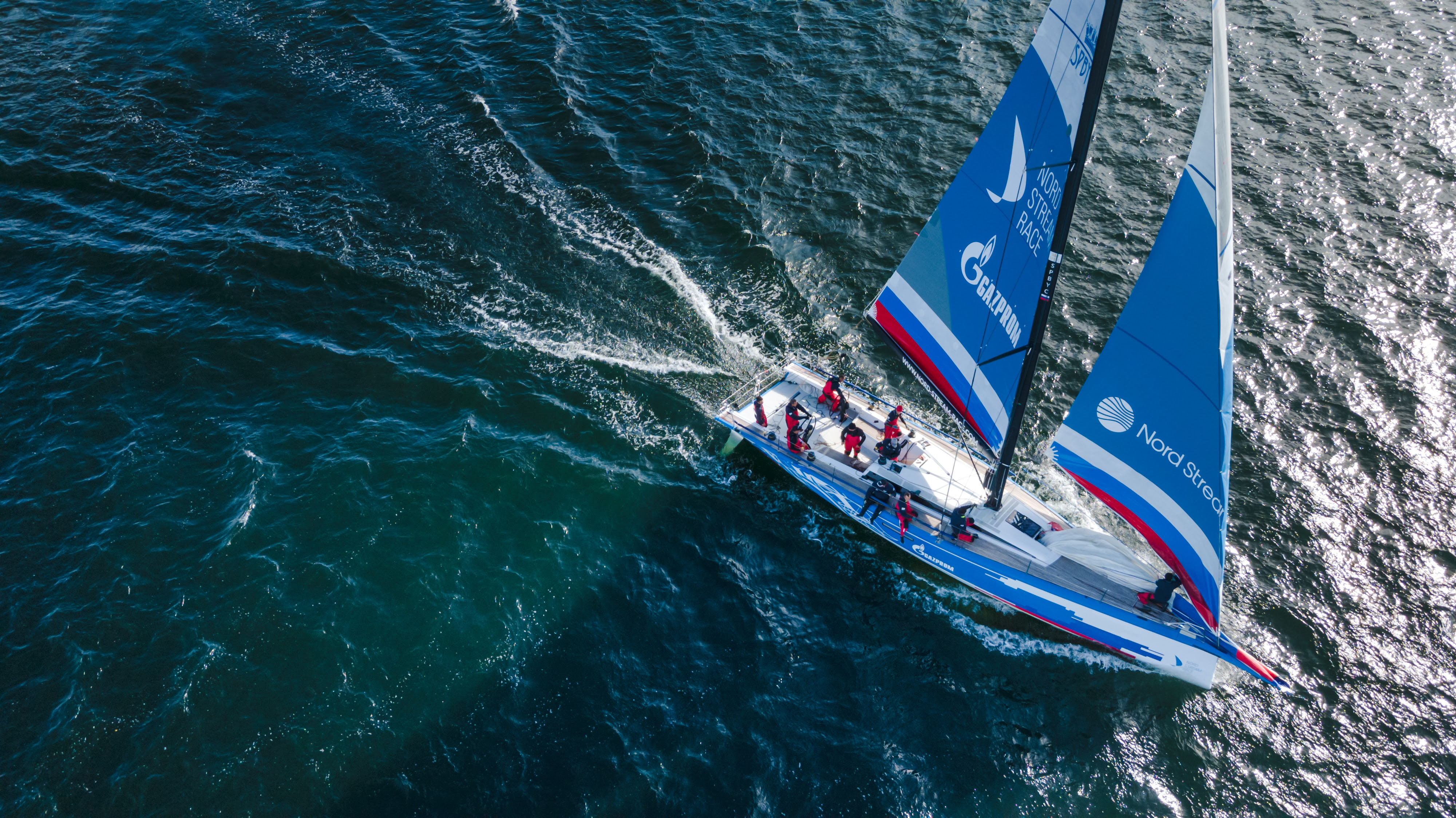 Nord Stream Race collision forces Teams Denmark & Sweden to retire, video